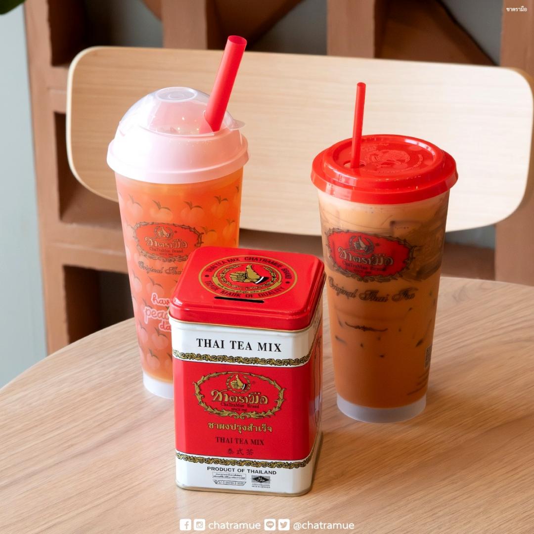 泰國老字號ChaTraMue手標茶以橘紅色泰式奶茶享譽國際。（圖／翻攝自ChaTraMue FB粉絲專頁）