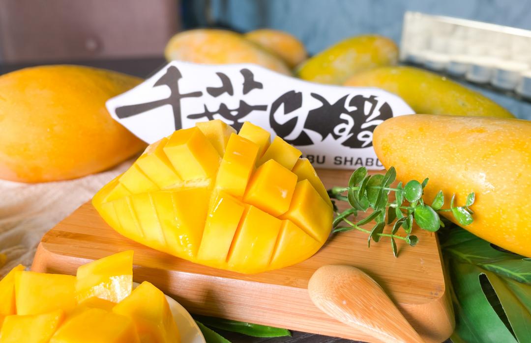 果肉飽滿、香甜多汁的黃金芒果吃到飽。（圖／業者提供）