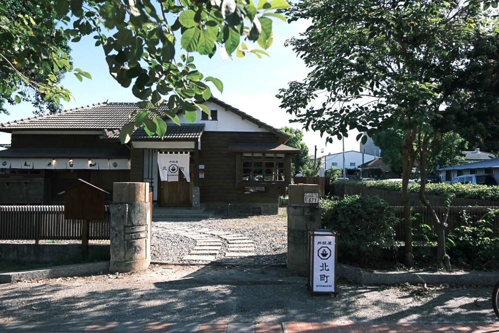 「北町丼飯屋」7月進駐台東市北町日式建築宿舍群，讓食客在歷史建築內感受濃厚的和風氛圍。（圖／品牌提供）