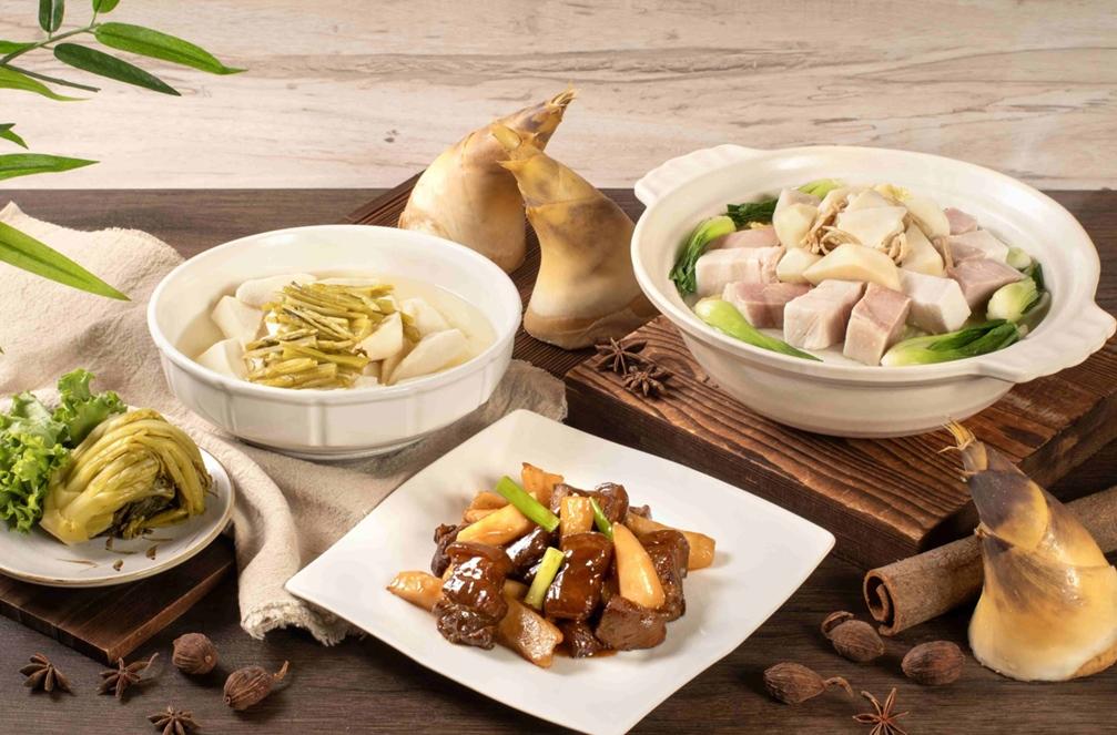 台北天成大飯店翠庭中餐廳即日起至7月27日期間限定推鮮筍料理，老鹹菜㸆筍480元，綠竹筍紅燒肉580元，砂鍋醃鮮湯780元。（圖／飯店提供）