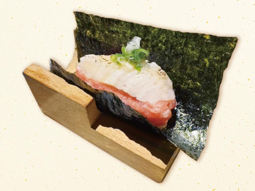 日本橋海鮮丼辻半每月首週四推出「黑鮪魚手捲」買一送一。（圖／品牌提供）