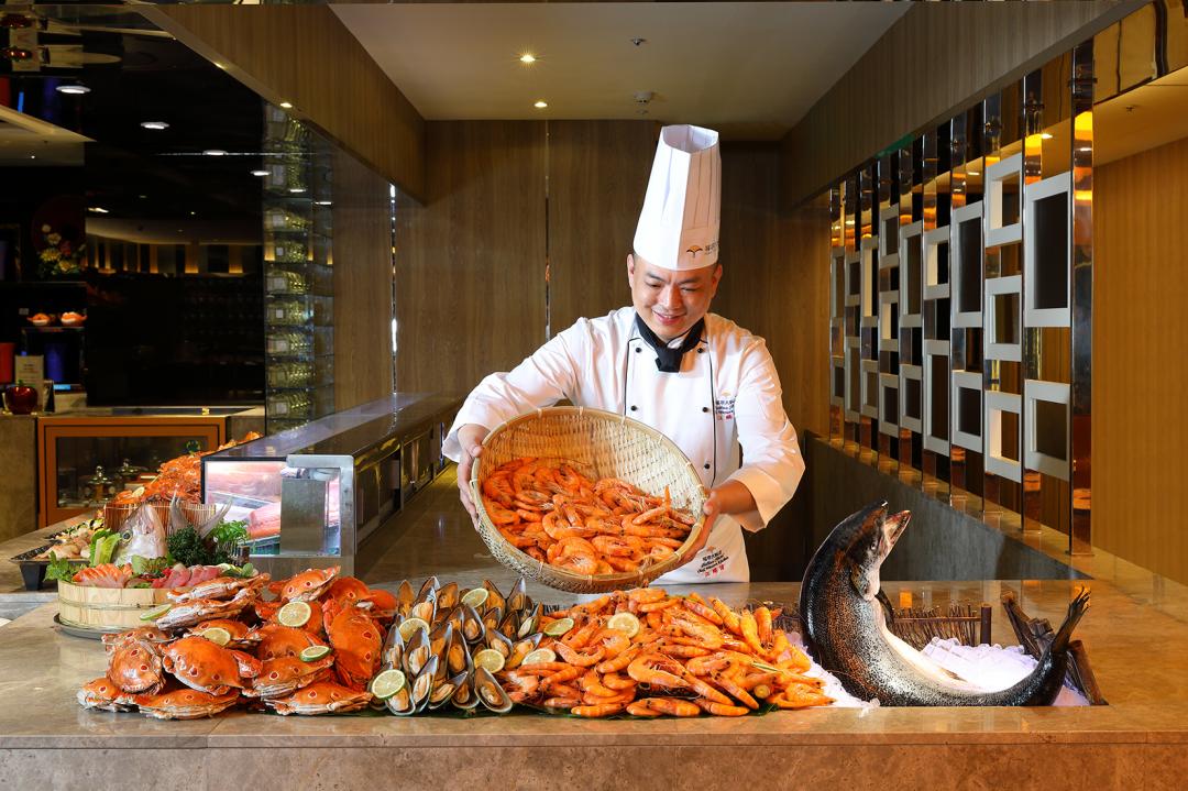 「美食通用券」買10送2，暢饗Buffet自助吃到飽、星級港點、日本料理、海鮮饗宴等頂級美食。（圖／業者提供）