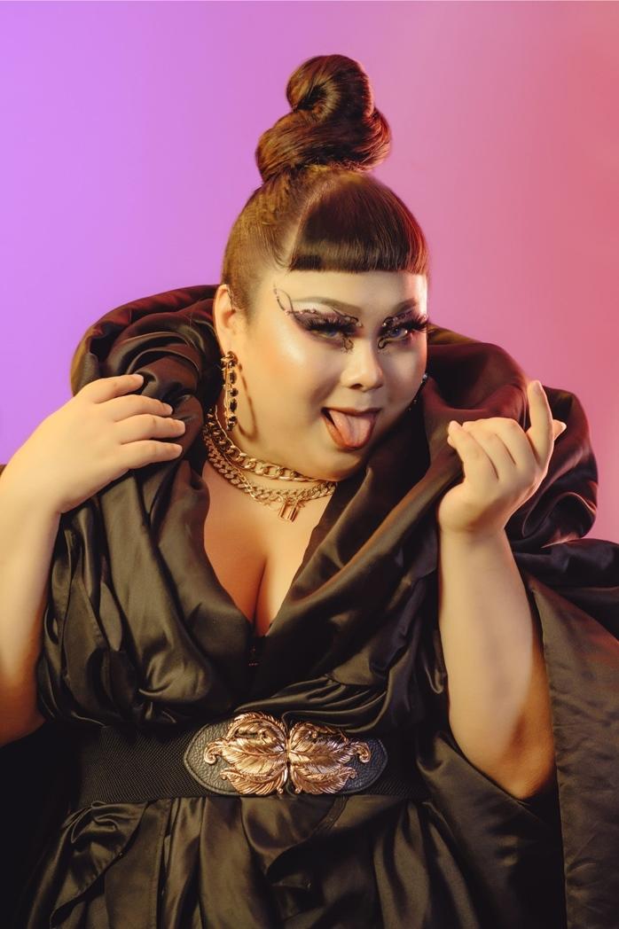 瑪莉安（Marianne）以情緒感染力與強烈舞台魅力見長，擁有穩定觀眾群，是觀眾熟悉的固定班底。（圖／台南晶英酒店提供）