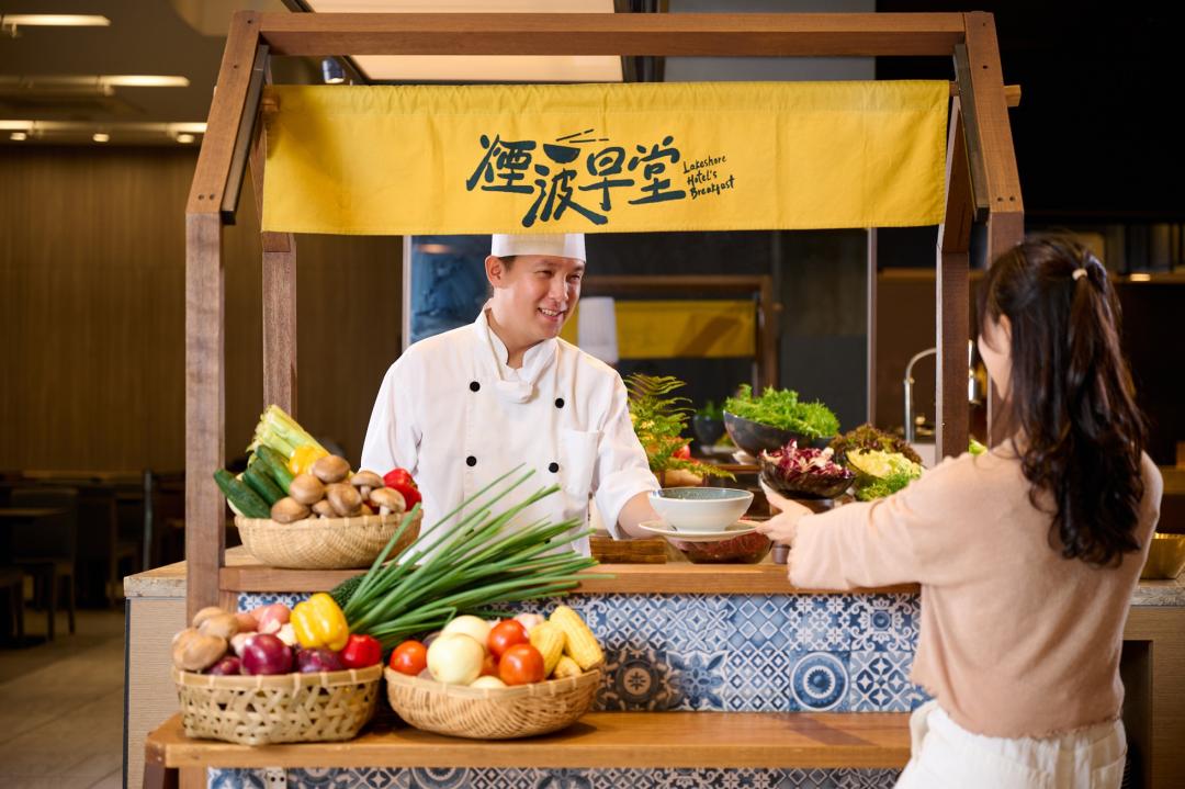 1煙波國際觀光集團攜手韓國米其林必比登蔬食名店，於全台煙波早堂推韓饗蔬宴，打造最強米其林風味早餐。（圖／業者提供）