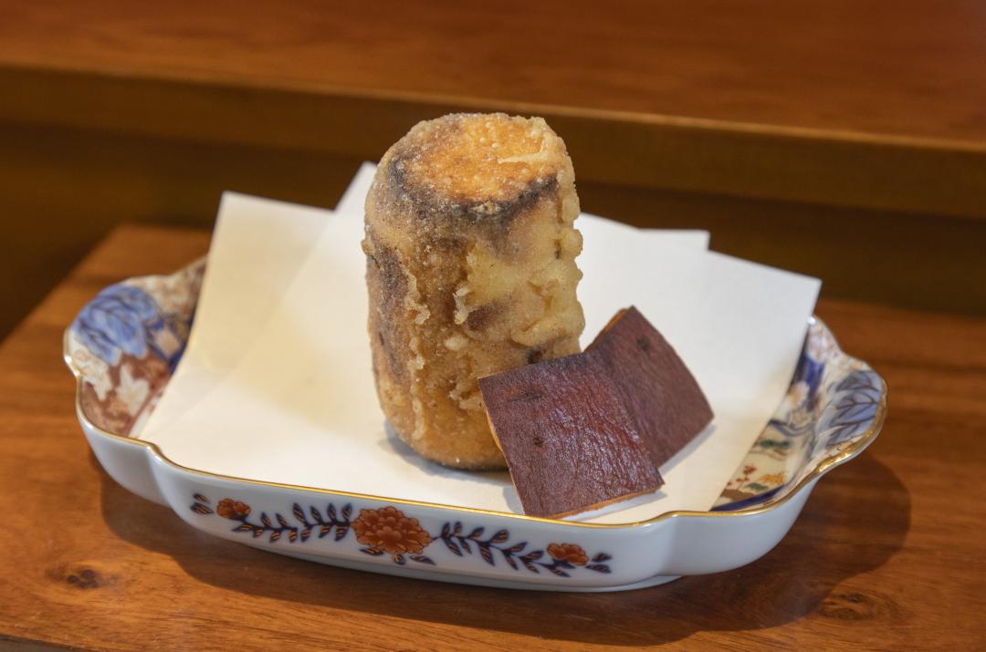 銀座天國栞私房料理「現炸絲滑地瓜」。（圖／品牌提供）