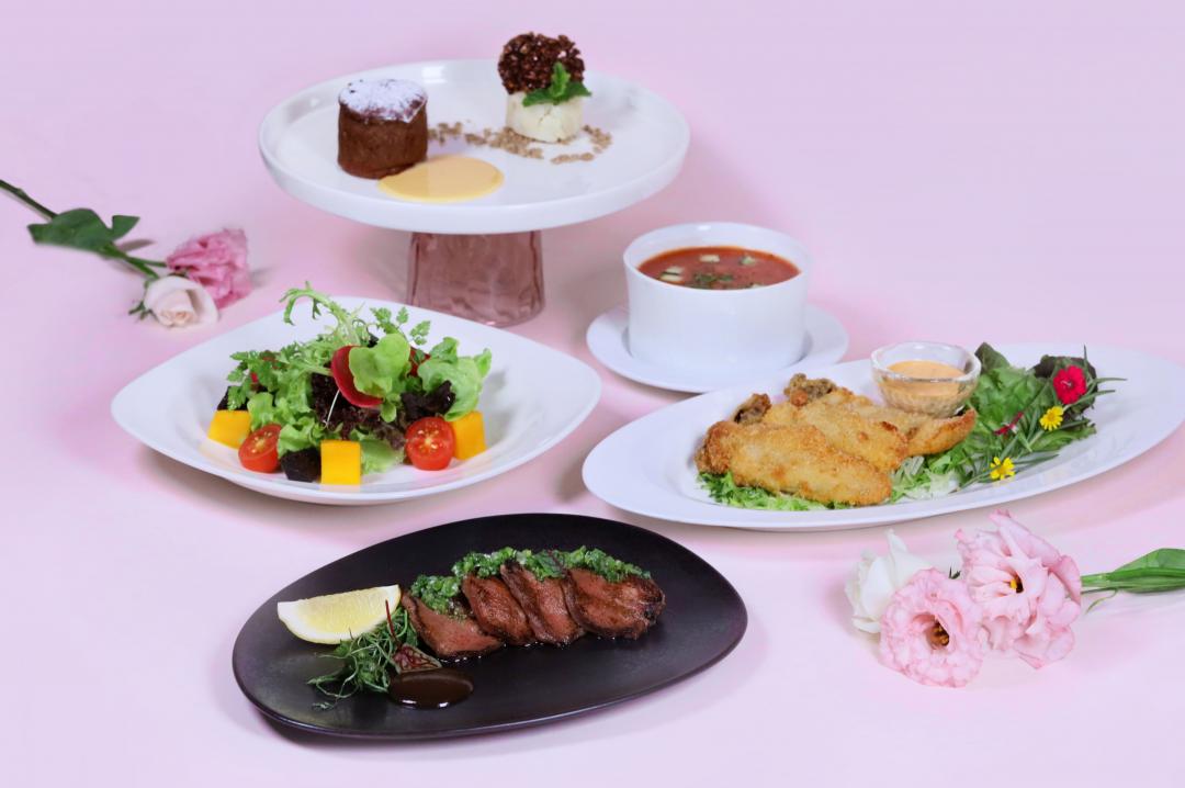 皇饕牛排館鐵板燒推出七夕限定套餐，牛排館每套2,720元起，鐵板燒每套2,920元起，皆附開胃小品、湯品、甜點與飲品。（圖／品牌提供）