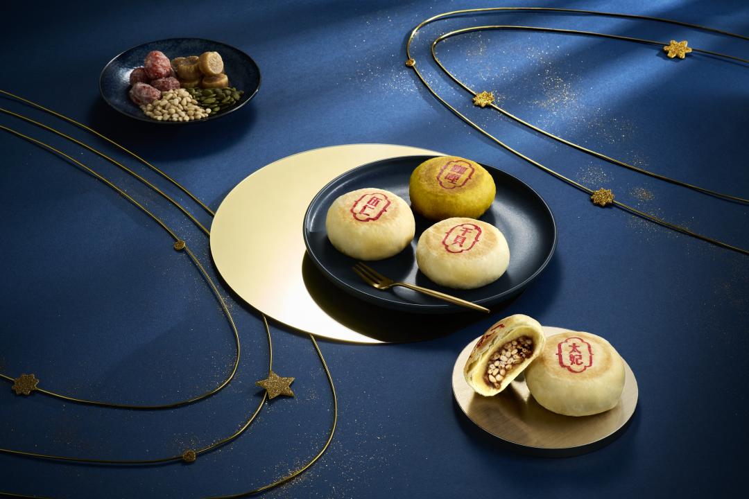 「星光饗月」4入台式酥皮月餅禮盒，1,220元。