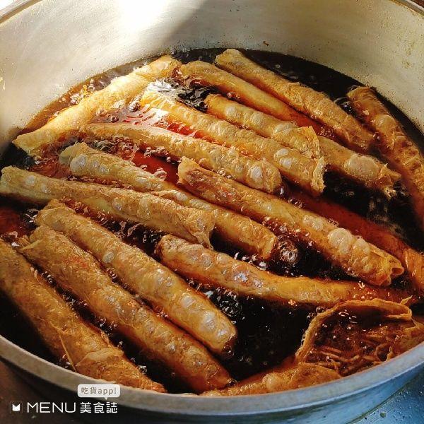 十月連假到平溪放天燈嘗美食！秘境車站喝咖啡、菁桐最老雞捲店等６間必訪