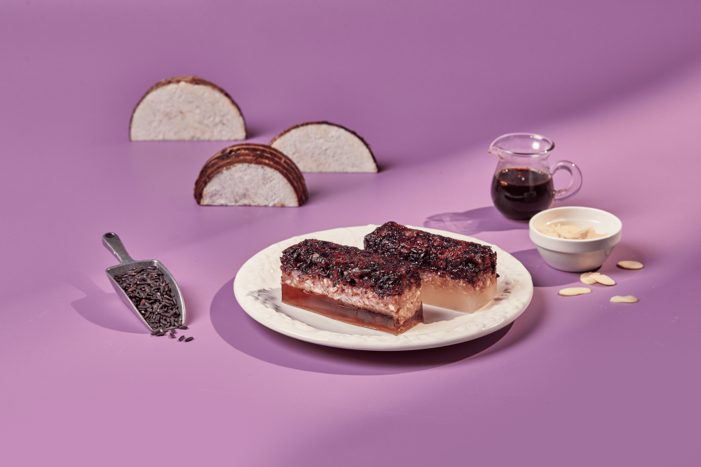 期間限定的「黑米芋雙Q」及「杏米芋雙Q」。（圖／品牌提供）