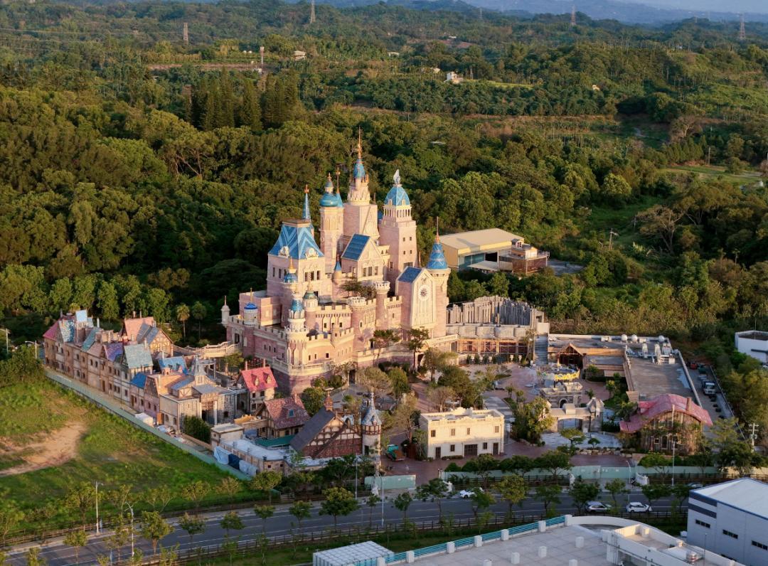 歐樂沃築夢城堡主打結合可可文化與建築美學的夢幻園區。