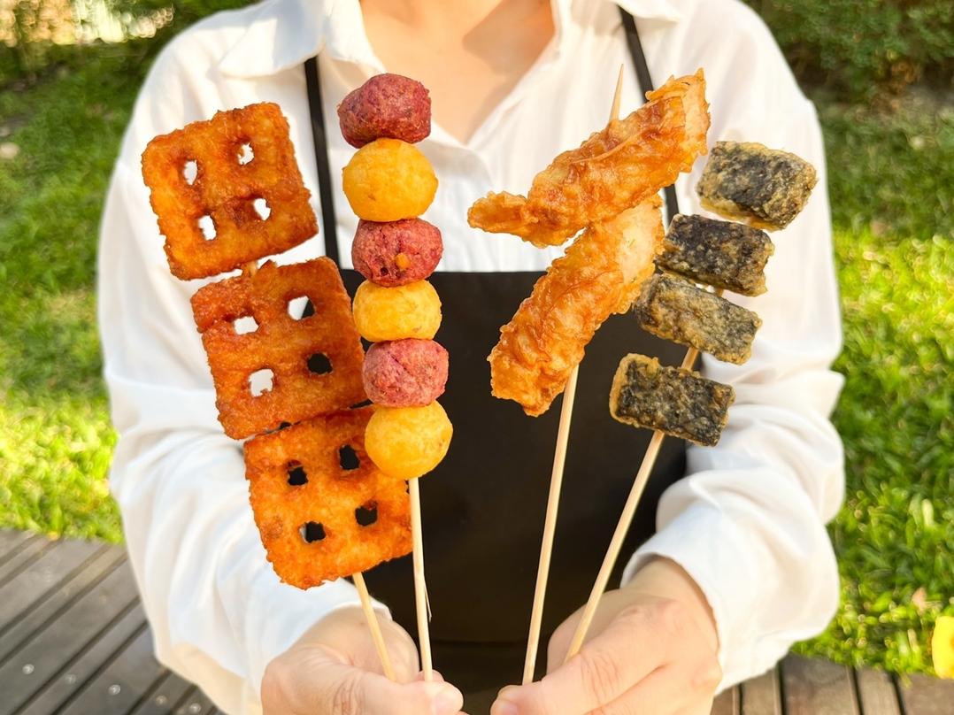 繼光香香雞消費滿111元，加11元田字薯餅買一送一只要50元；加11元多一份地瓜球。（圖／業者提供）