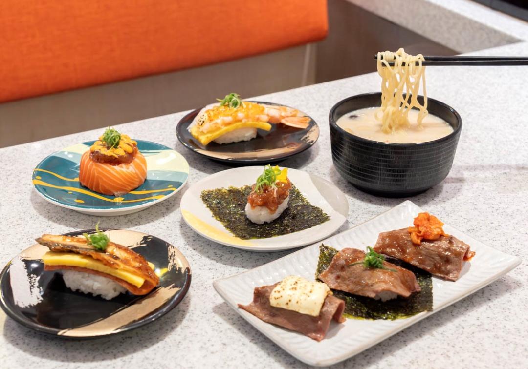 爭鮮全新冬季菜單「韓味登場，暖力全開」，首度端上現煮「韓風人蔘雞拉麵」100元，還有多款壽司新品40元開吃。（圖／品牌提供）