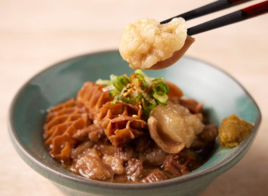 12月21日至28日消費且追蹤官方FB或IG並打卡，即可免費獲贈「和牛牛雜煮」一份。（品牌提供）