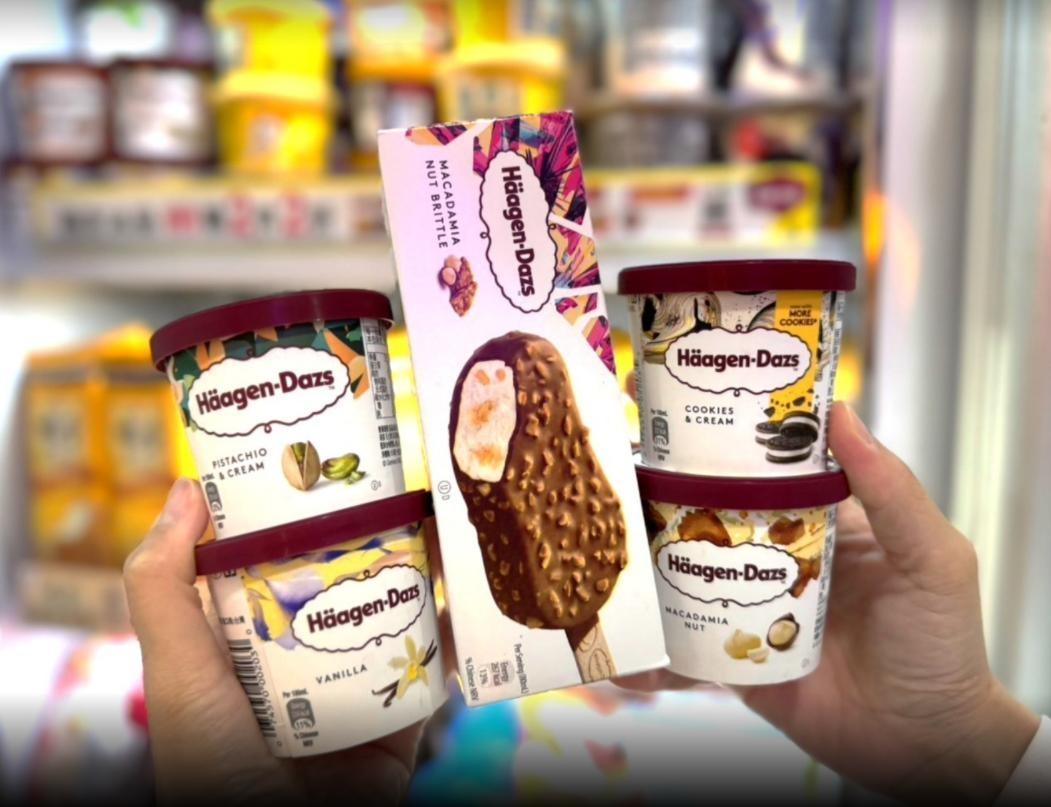 7-ELEVEN人氣商品思樂冰、雪淋霜霜淇淋及酷聖霜霜淇淋1月1日皆推出不限支付工具同規格「第二件10元優惠」，哈根達斯也有指定迷你杯任選2件168元。（超商提供）