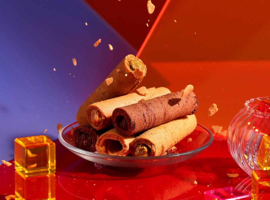 「海有財」集結花生、肉鬆等人氣口味打造24入澎湃禮盒，「海有福」則為8入巧緻禮盒適合共享。（品牌提供）