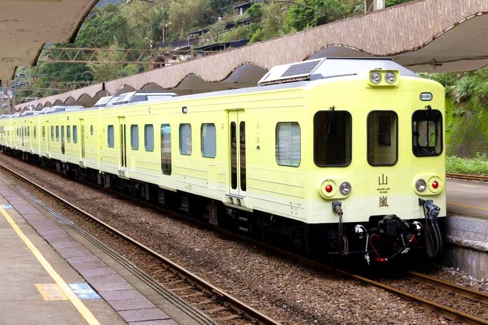 山嵐號今年首次停靠台南，掀起飯店業搶攻住宿潮。（業者提供）