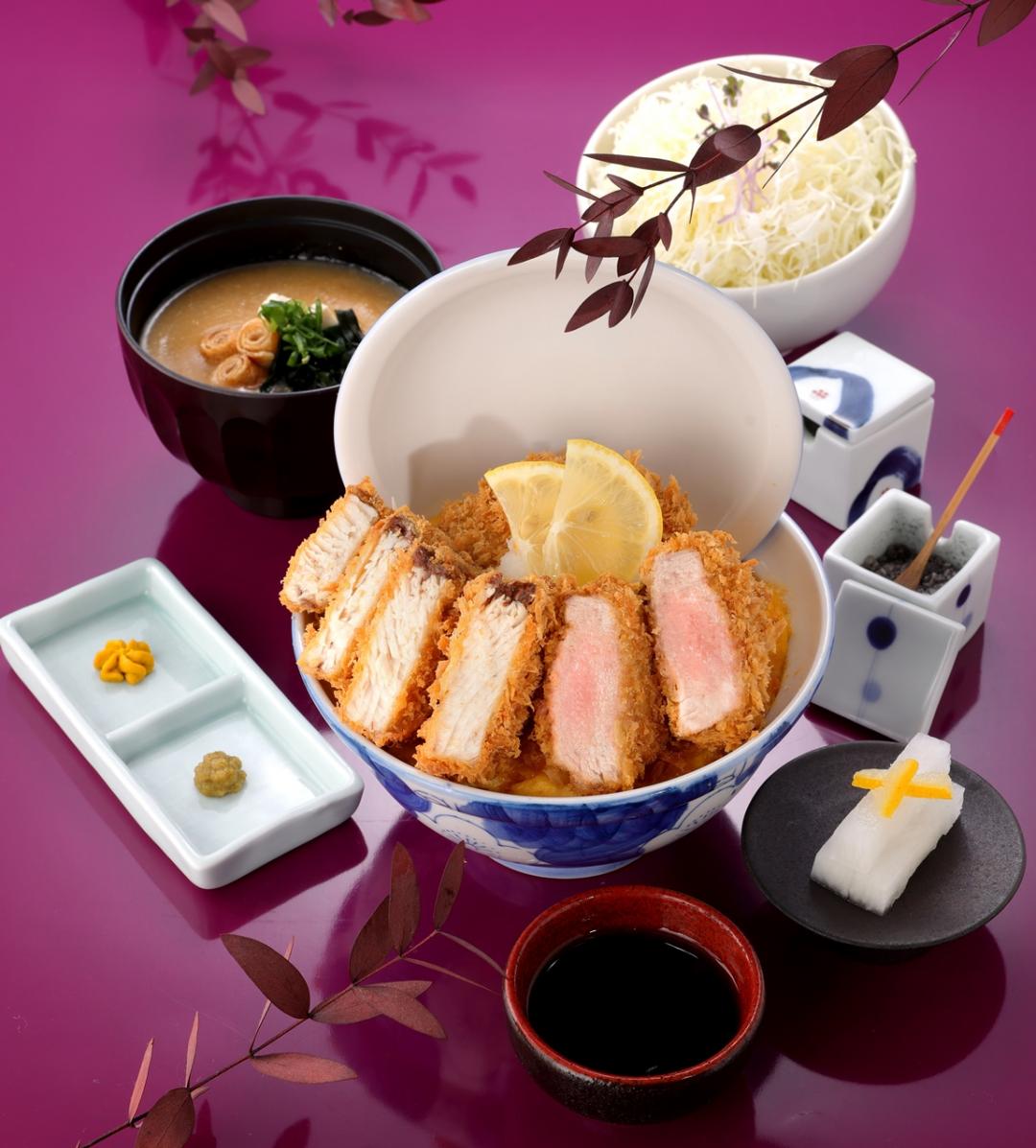 かつ丼屋勝急推出紅魽腰內豬排丼飯480元。（品牌提供）