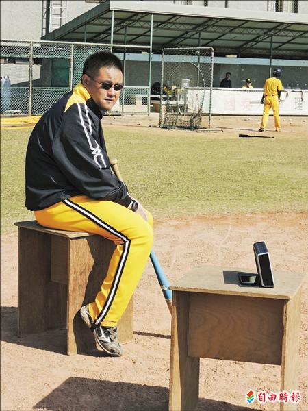 周董3C控 「樂」在練打