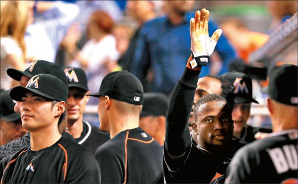 「不公開的傷勢！」 殷仔驚傳肘傷 引發恐怖聯想