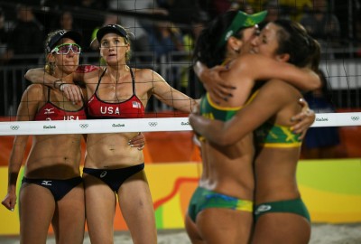 奧運》敗給巴西 美國女子沙灘排球四連霸夢碎
