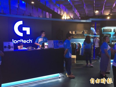 羅技攜手華碩成立電競館 ahq、J Team受邀現場打表演賽