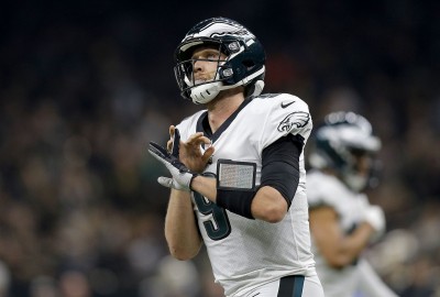 NFL》前超級盃MVP依舊替補 老鷹教練:一切以團隊為重 NFL》前超級盃MVP依舊替補 老鷹教練:一切以團隊為重