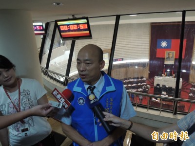 中職》明星賽前進高雄有譜 韓國瑜:要我翻筋斗都可以 中職》明星賽前進高雄有譜 韓國瑜:要我翻筋斗都可以
