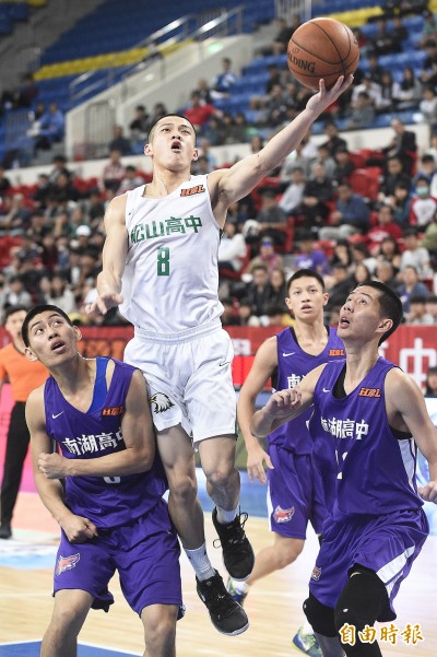 HBL》林勵飆本季次高、許浩翔創生涯新高 松山轟破百分奪3連勝 HBL》林勵飆本季次高、許浩翔創生涯新高 松山轟破百分奪3連勝