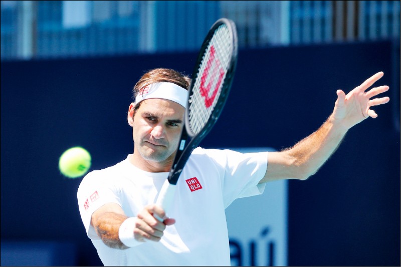 邁阿密網賽》「還很享受比賽」 不老費爸晉8強