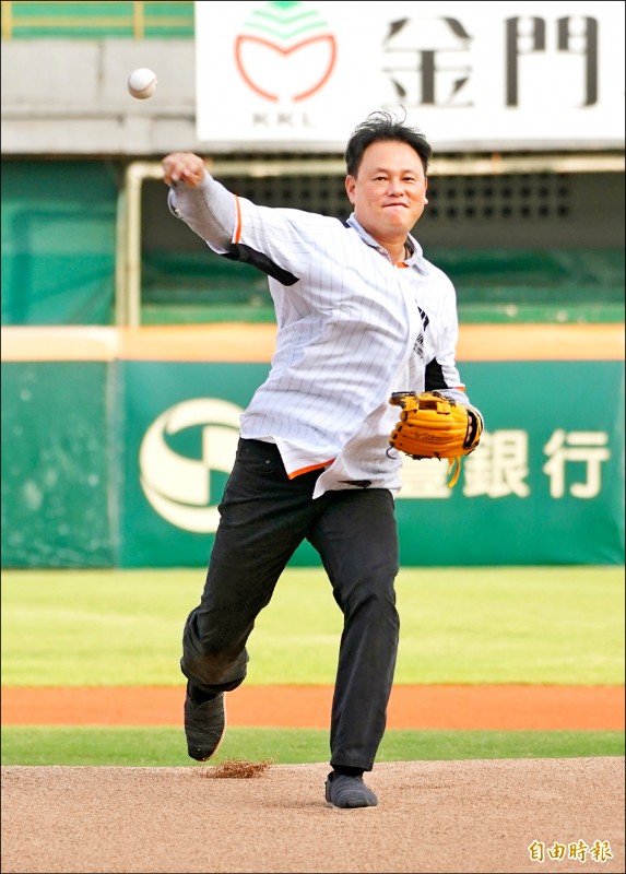 中職30年系列27》是空前也絕後 「曹三封」說那年奇蹟 中職30年系列27》是空前也絕後 「曹三封」說那年奇蹟