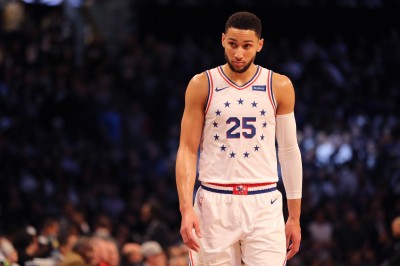 NBA》籃網球迷發動心理戰 貼海報協尋B.西蒙斯的跳投 NBA》籃網球迷發動心理戰 貼海報協尋B.西蒙斯的跳投