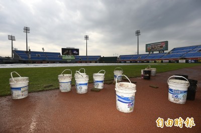 中職》雨神攪局 桃園雙重戰兩場都延賽 中職》雨神攪局 桃園雙重戰兩場都延賽