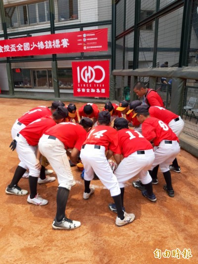 棒球》南投縣大勝高雄市 收下華南金控少棒季軍 棒球》南投縣大勝高雄市 收下華南金控少棒季軍
