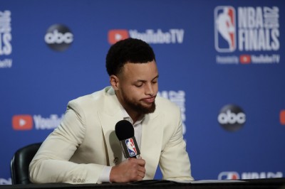 NBA》勇士戰敗 柯瑞:我們一定會重返總決賽舞台 NBA》勇士戰敗 柯瑞:我們一定會重返總決賽舞台