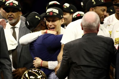 NBA》隨暴龍奪冠被狂酸 林書豪霸氣回應外界批評 NBA》隨暴龍奪冠被狂酸 林書豪霸氣回應外界批評