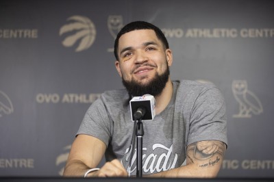 NBA》「可愛」去向為何?范維利特:若他走了明年將打爆他 NBA》「可愛」去向為何?范維利特:若他走了明年將打爆他