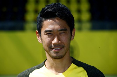 足球》日本明星中場離開多特 香川真司轉戰西乙球隊 足球》日本明星中場離開多特 香川真司轉戰西乙球隊