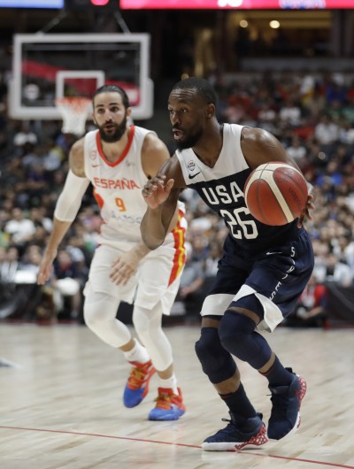 NBA》沃克、 米契爾聯手出擊 美國隊熱身賽首戰勝西班牙 NBA》沃克、 米契爾聯手出擊 美國隊熱身賽首戰勝西班牙