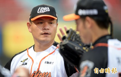 中職》「除了感謝還是感謝!」潘威倫平紀錄成台灣勝投王 中職》「除了感謝還是感謝!」潘威倫平紀錄成台灣勝投王