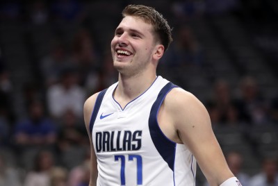 NBA》獨行俠未來雙基石合攻36分 熱身賽輕取雷霆 NBA》獨行俠未來雙基石合攻36分 熱身賽輕取雷霆
