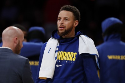 NBA》不夠格? 麥可喬丹:柯瑞還不是名人堂球員 NBA》不夠格? 麥可喬丹:柯瑞還不是名人堂球員