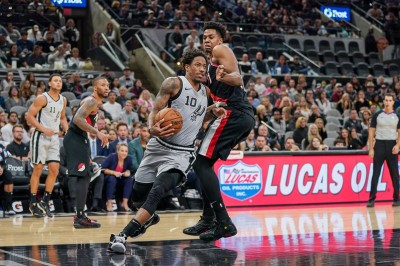 NBA》又現驚天大誤判!裁判連兩天鬧烏龍鄉民全怒了 NBA》又現驚天大誤判!裁判連兩天鬧烏龍鄉民全怒了