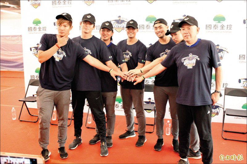 高苑殷世代 僅兩人還在場上拚 高苑殷世代 僅兩人還在場上拚