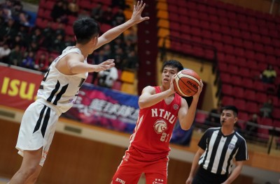 UBA》上學年季軍賽爆冷敗 台師大大勝復仇 UBA》上學年季軍賽爆冷敗 台師大大勝復仇