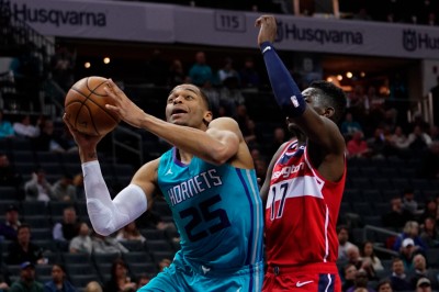 NBA》3連勝黃蜂傳噩耗 陣中主力新秀手指骨折 NBA》3連勝黃蜂傳噩耗 陣中主力新秀手指骨折