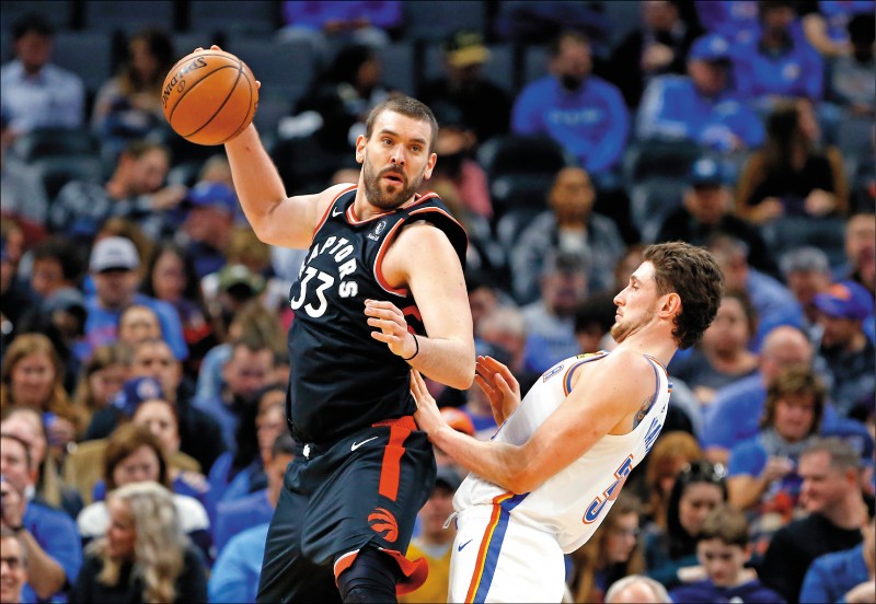 NBA》加索6顆三分彈 暴龍140分獵巫 NBA》加索6顆三分彈 暴龍140分獵巫