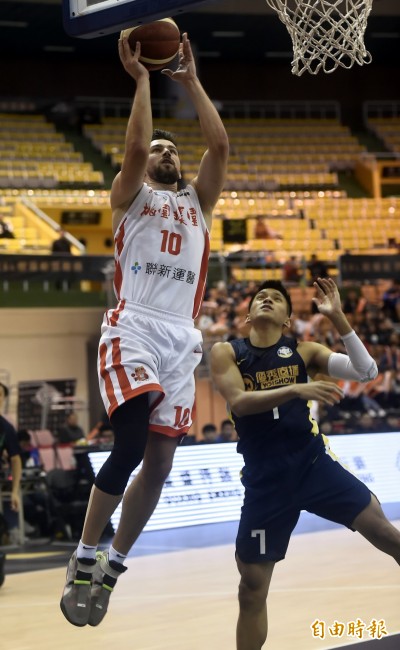 SBL》璞園愛德秀全能身手 率隊擊敗九太 SBL》璞園愛德秀全能身手 率隊擊敗九太