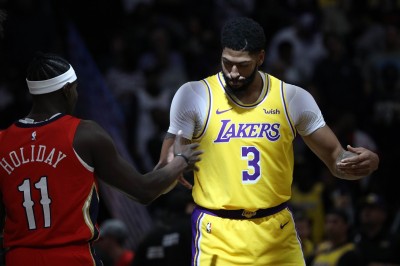 NBA》交易案加速鵜鶘重建 美媒酸AD無法帶隊奪冠 NBA》交易案加速鵜鶘重建 美媒酸AD無法帶隊奪冠