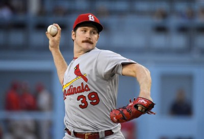 MLB》紅雀前勝投王春訓肘痛 再度跳過牛棚練投 MLB》紅雀前勝投王春訓肘痛 再度跳過牛棚練投