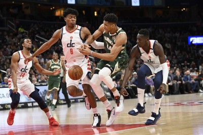 NBA》生涯首度對決字母哥 八村壘無懼防守獲肯定 NBA》生涯首度對決字母哥 八村壘無懼防守獲肯定